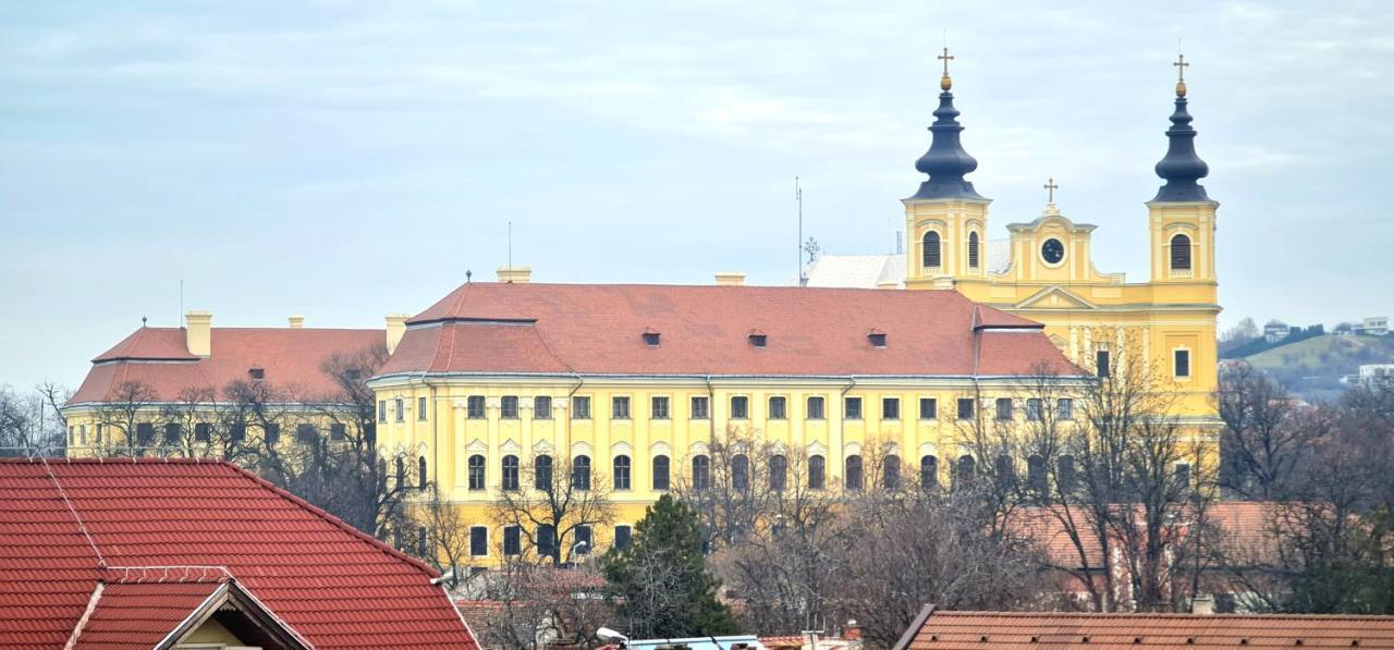 Moma Central Oradea Exterior foto